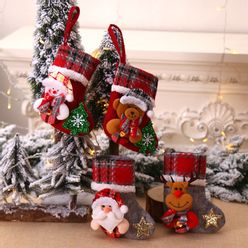 1PC Small Scale Christmas Gift Bags Christmas Stocking 3D Image Holders Kit Felt Ornaments Xmas Tree Decor Gift Bags for Kids