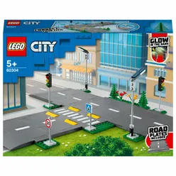 LEGO City Road Plates Building Set with Traffic Lights 60304