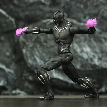 MS Select Black T'Challa Panther 7