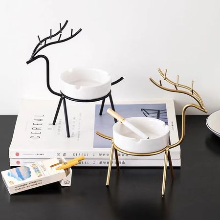 Nordic Iron Creative Iron Peacock Elk Ashtray Metal Deer Crafts Figurines Decoration Animal Miniatures Model Modern Home Decor