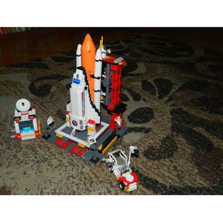679+pcs Assembly Building Blocks City Space Shuttle Launch Center Model Blocks DIY Bricks Building Toys For Children Gift