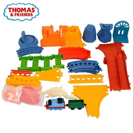 Originally Thomas and friends of the dinosaur fossil transport set CDV09 small train track children's toys