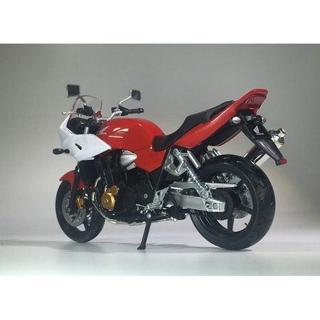 1:12 Red Color HONDA CB1300 Static Simulation Motorcycle Model Collection Figure Model Finished Product Festival Gift