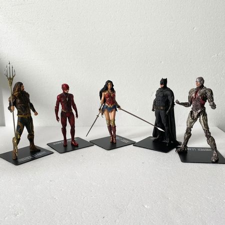 DC Justice League ARTFX Cyborg Aquaman The Flash Wonder Women Batman Superman Statue Figures Gifts Toy 18cm