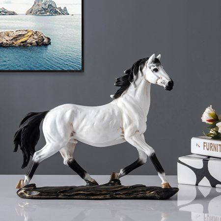 Horse Resin Statuette Household Ornaments Animal Statuette Christmas New Year Present Home Decoration Accessories for Livingroom