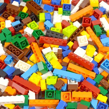 DIY Creative Bulk Building Blocks 500-1500pcs Classic Bricks multiple color City Model Parts Educational Compatible All Brands