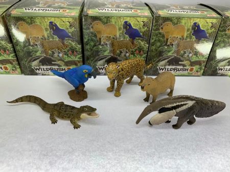 5pcs/set Animals Parrot Leopard Alligator Anteater Cute Figures Collectible Model Toy