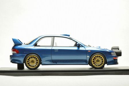 1/18 Ignition Model SUBARU Impreza 22B-STi Version With a hole Collection resin DIE-Cast Simulation Model Cars Toys