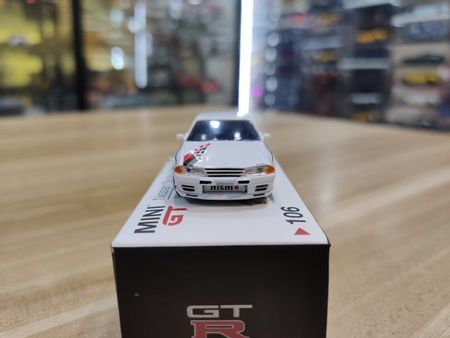 MINIGT 1:64 Skyline  Nissans GTR R32 Collection Metal Die-cast Simulation Model Cars Toys