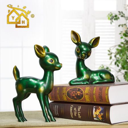 2 Sets of Cute Elk Resin Figurines Home Decorations Desktop Accessories Fairy Tale Garden Animal Statue Daily Collection