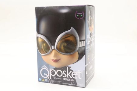 Qposket Cute Big Eyes DC Catwoman Action Figure Model Toys
