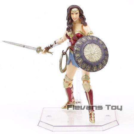 Medicom  Wonder Woman MAFEX Action Figure Collectible Model Toy