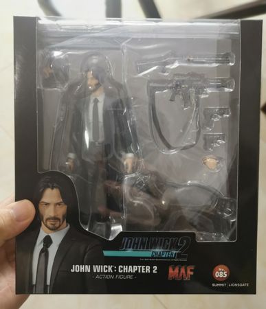 Mafex 085 John Wick with Dogs PVC Collectible Joints Moveable Action Figure Toy