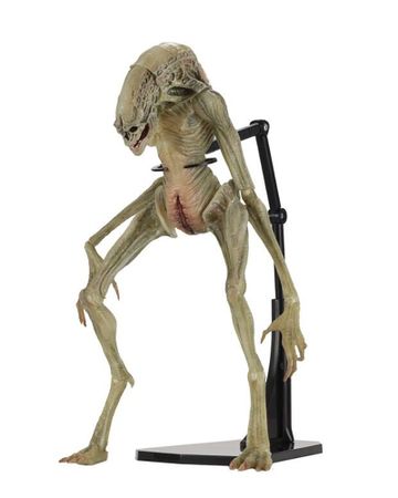 Aliens Vs Predator Alien Figure Resurrection Delune Newborn Action Figure Collectable Model Toy Horror Gift 18cm