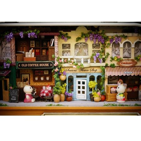 Q005 Iron Box Doll House DIY Miniature 3D Wooden Puzzle Dollhouse Miniaturas Furniture House Doll Happy Corner Boys Girls Gifts