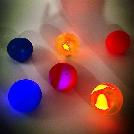 1 PC Stress Ball Glow in the Dark Toys Sticky Ball Wall Stress Relief Balls Eliminate Stress Anxiety