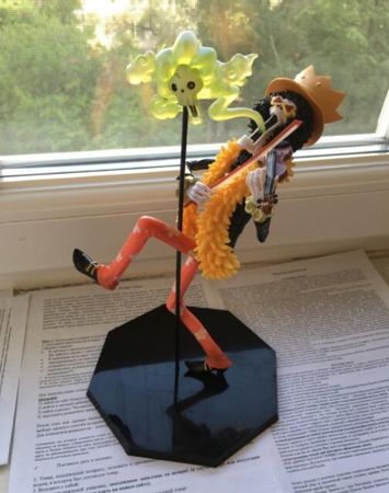 One Piece Straw Hat Pirate Group Brook Revive-Revive Fruit Boxed Figure Decoration 23cm