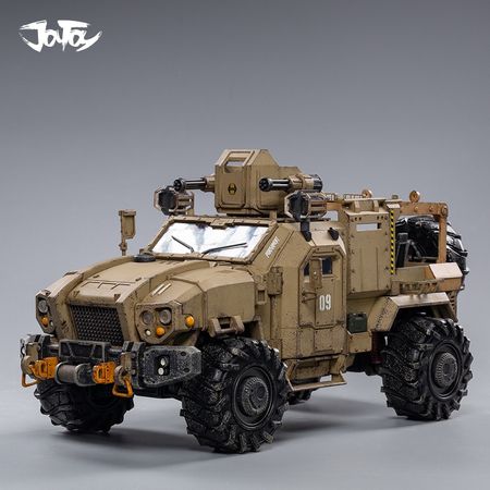 JOYTOY 1/18 Crazy Reload SUV Off-Road Vehicle Car Sand Color Collectible Toy