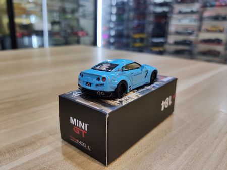 MINIGT 1:64 LB  GTR R35 High tail  Collection Metal Die-cast Simulation Model Cars Toys