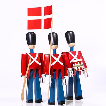 Nordic Danish Soldier Wooden Miniature Figurines Decoration Creative Home Decor Children's Model Puppet Handmade Solid Wood