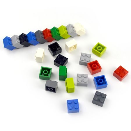 100pcs 2*2 DIY Bulk Building Blocks Compatible All Brands Thick bricks multiple color Educational Creative Toys for Children