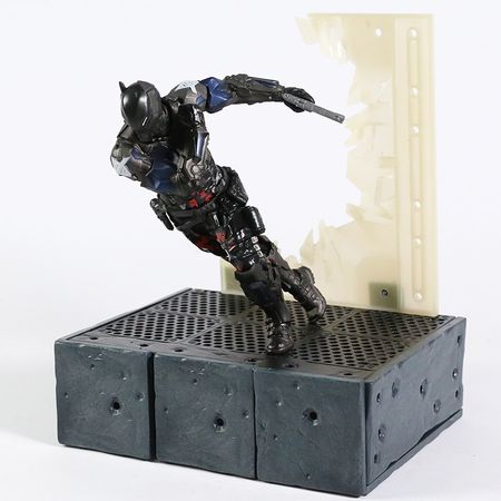 Crazy Toys Bruce Wayne Arkham Knight PVC Figure Collectible Model Toy