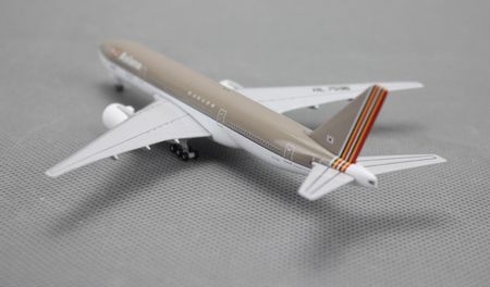 1:500 Air Korea  Boeing 777-200  HL7596  passenger plane model